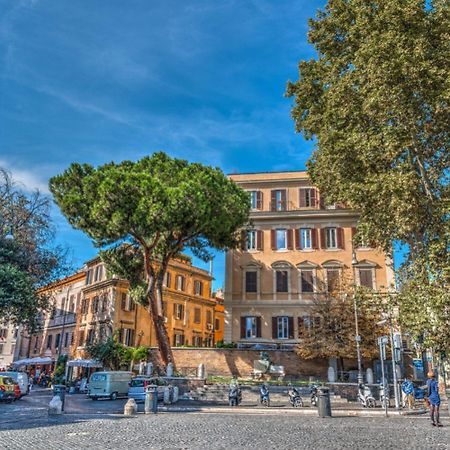 Guest House O Affittacamere La Civetta Di Trastevere B Рим Екстериор снимка