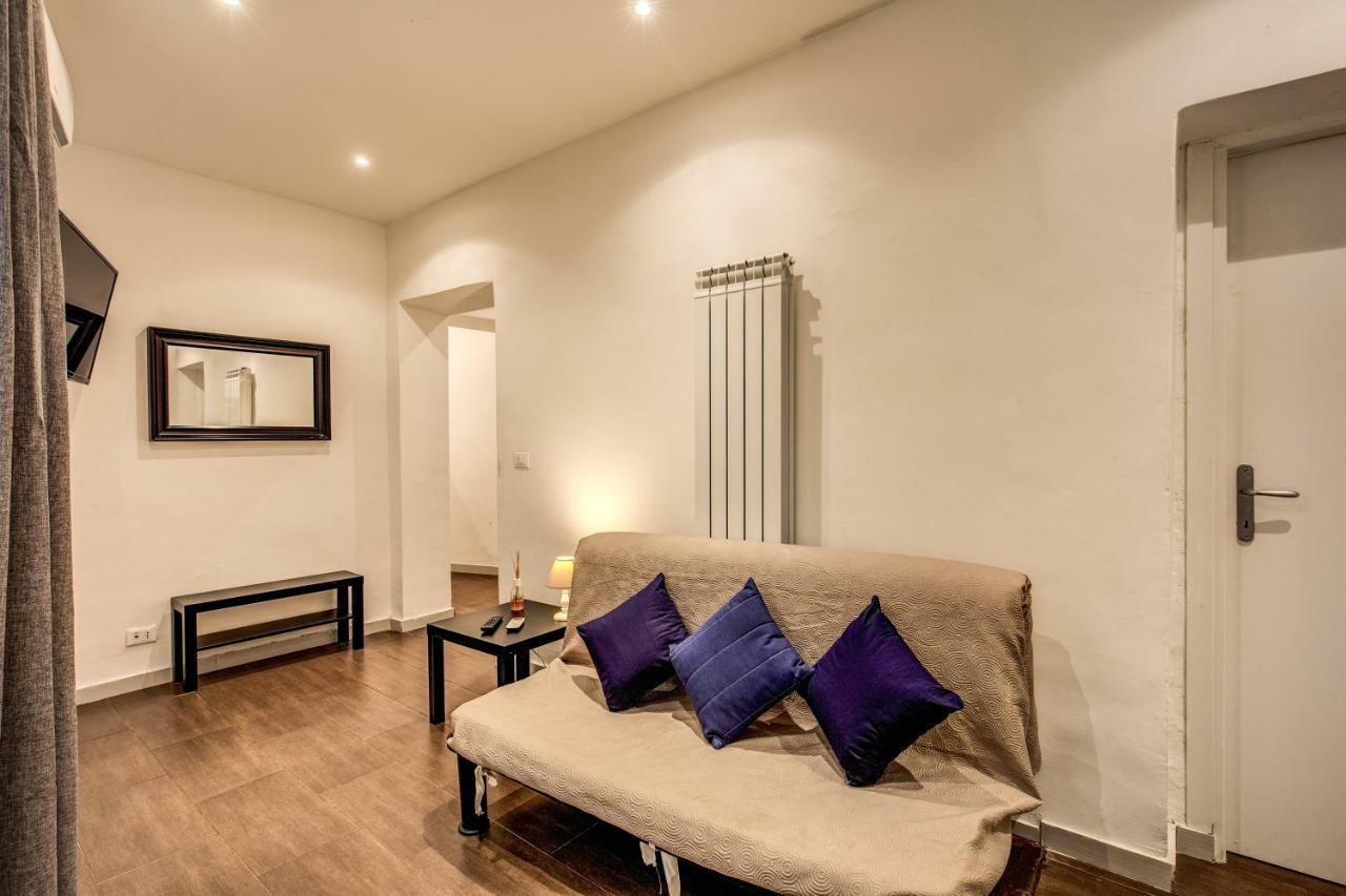 Guest House O Affittacamere La Civetta Di Trastevere B Рим Екстериор снимка